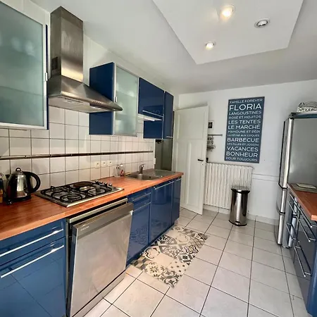 Floria By Tah, Bauloise, Downtown Within Walking Distance Villa *
